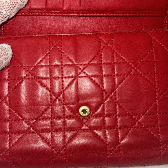 Authentic Christian Dior Trifold Quilted wallet - Picture 12 of 16